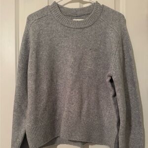 Abercrombie & Fitch Gray Sweater